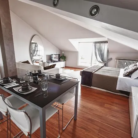 Cute & Cozy Terrace Апартаменти