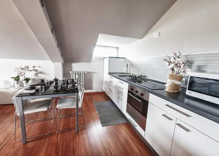 Cute & Cozy Terrace Bergamo