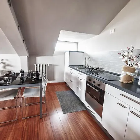 Cute & Cozy Terrace 贝尔加莫